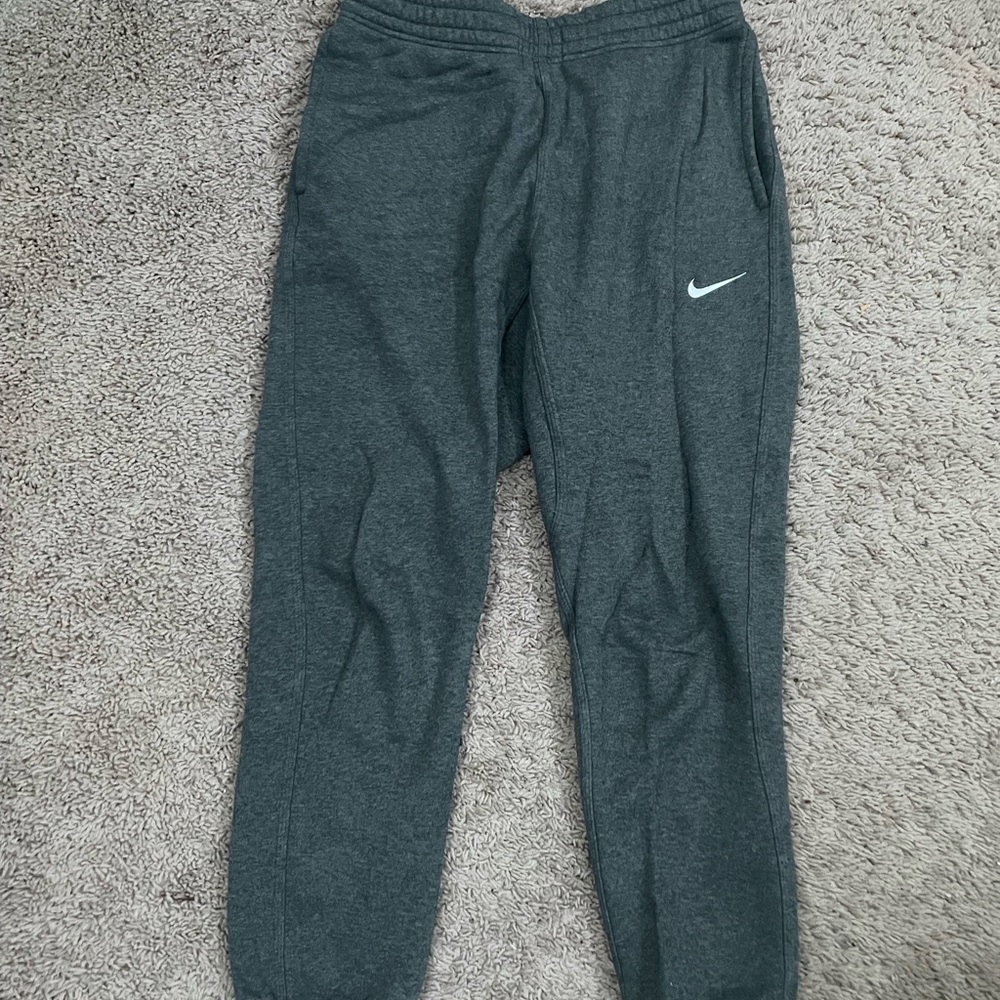 nike sweats